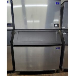 USED-Manitowoc Ice Machine w/Bin