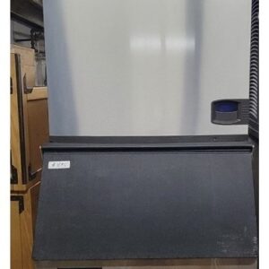 USED-Manitowoc Ice Machine w/Bin